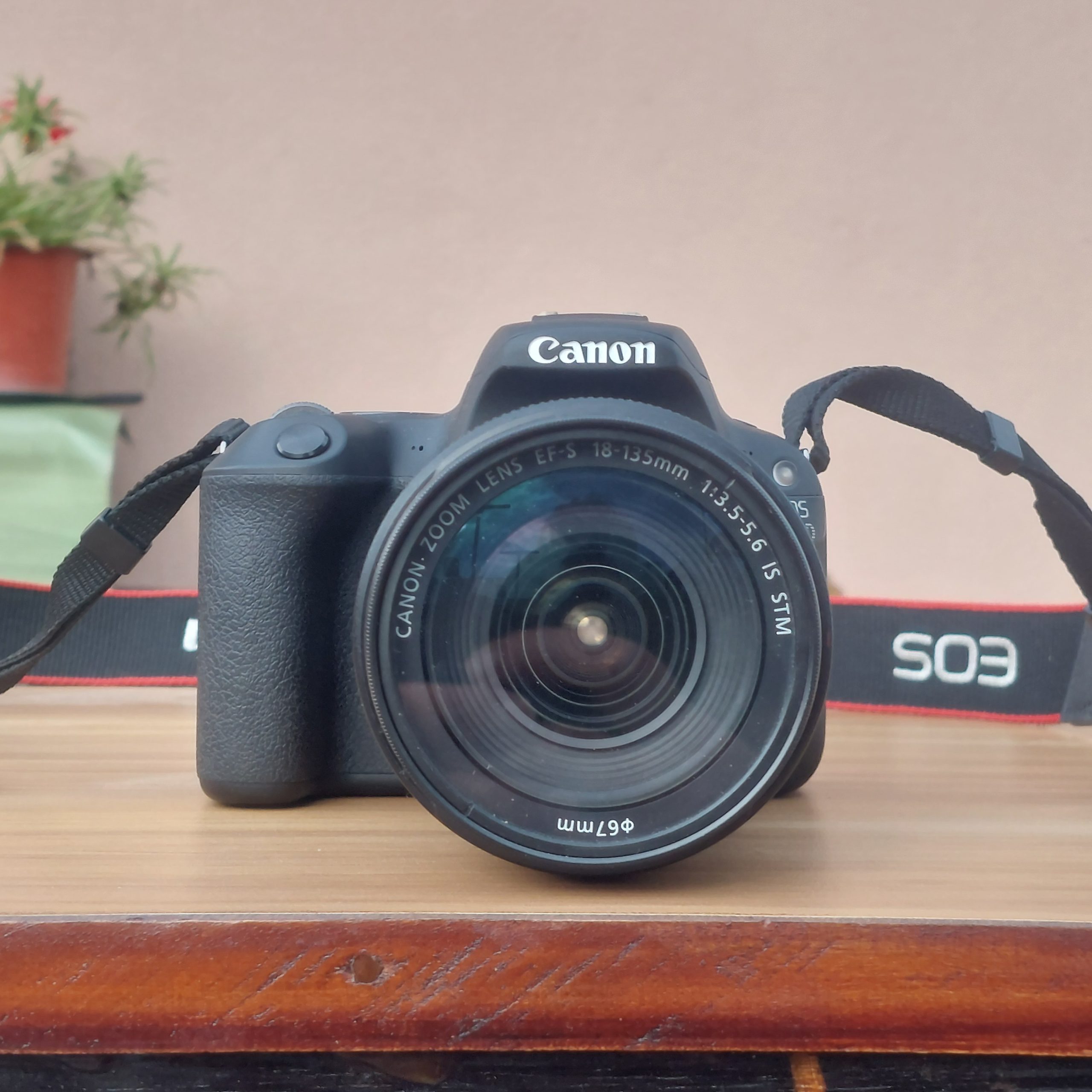 Canon EOS 200D, front view