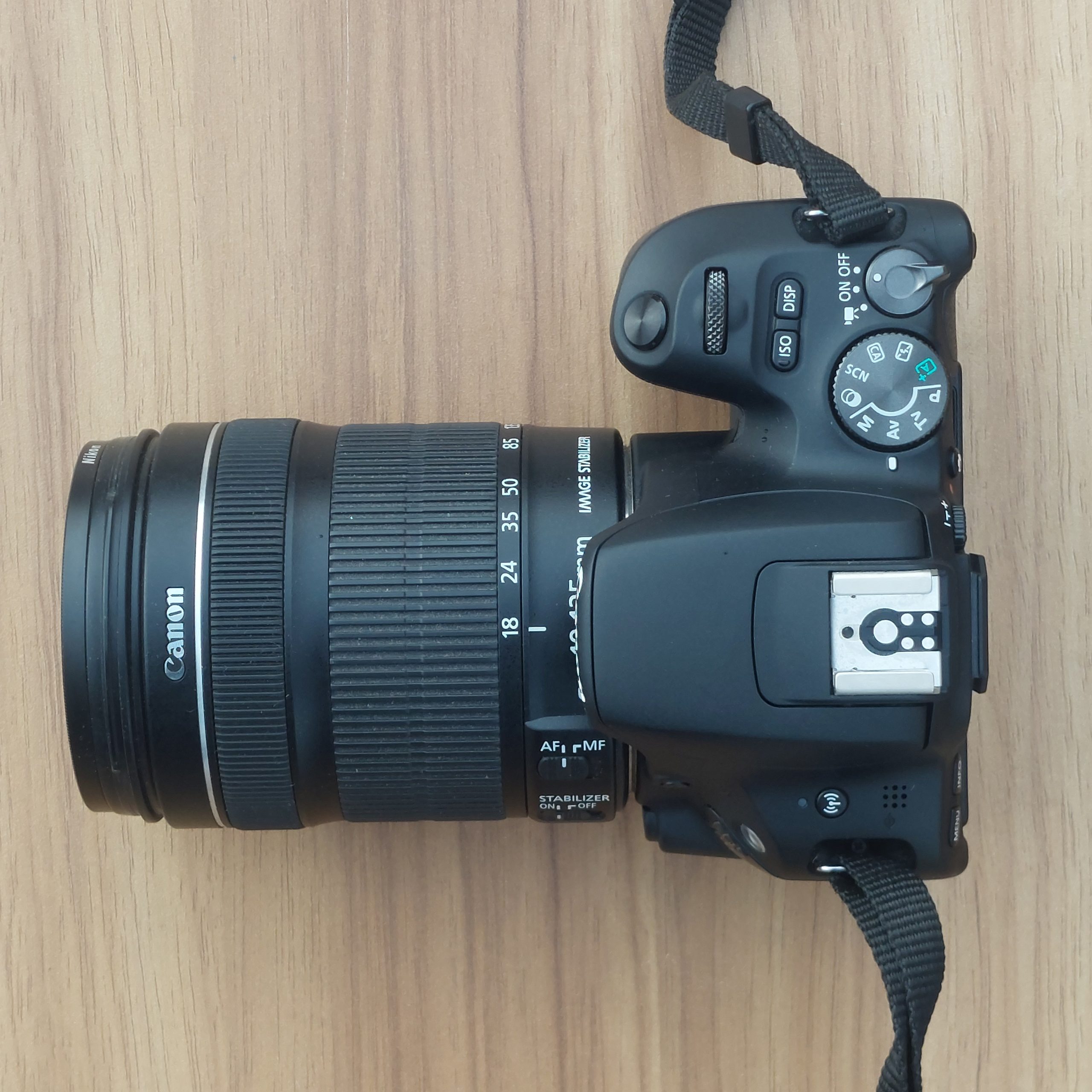 Canon EOS 200D, top view